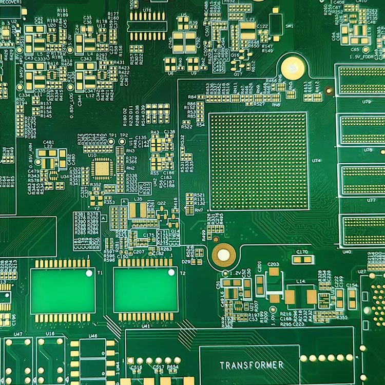 PCB 製造は、その核となる特性によってエレクトロニクス産業の発展をどのようにサポートしますか?